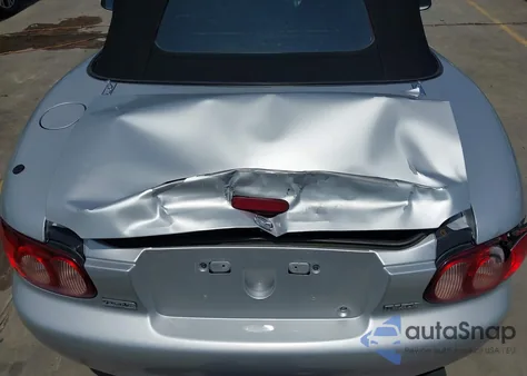 2002 Mazda Mx-5 Miata Cloth/Ls/Se из США, поврежденный, VIN JM1NB353020225252